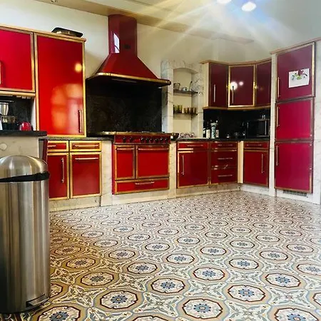 Maison De Charme - Centre - Garage - Jardin - Wifi - 10 Personnes Reims
